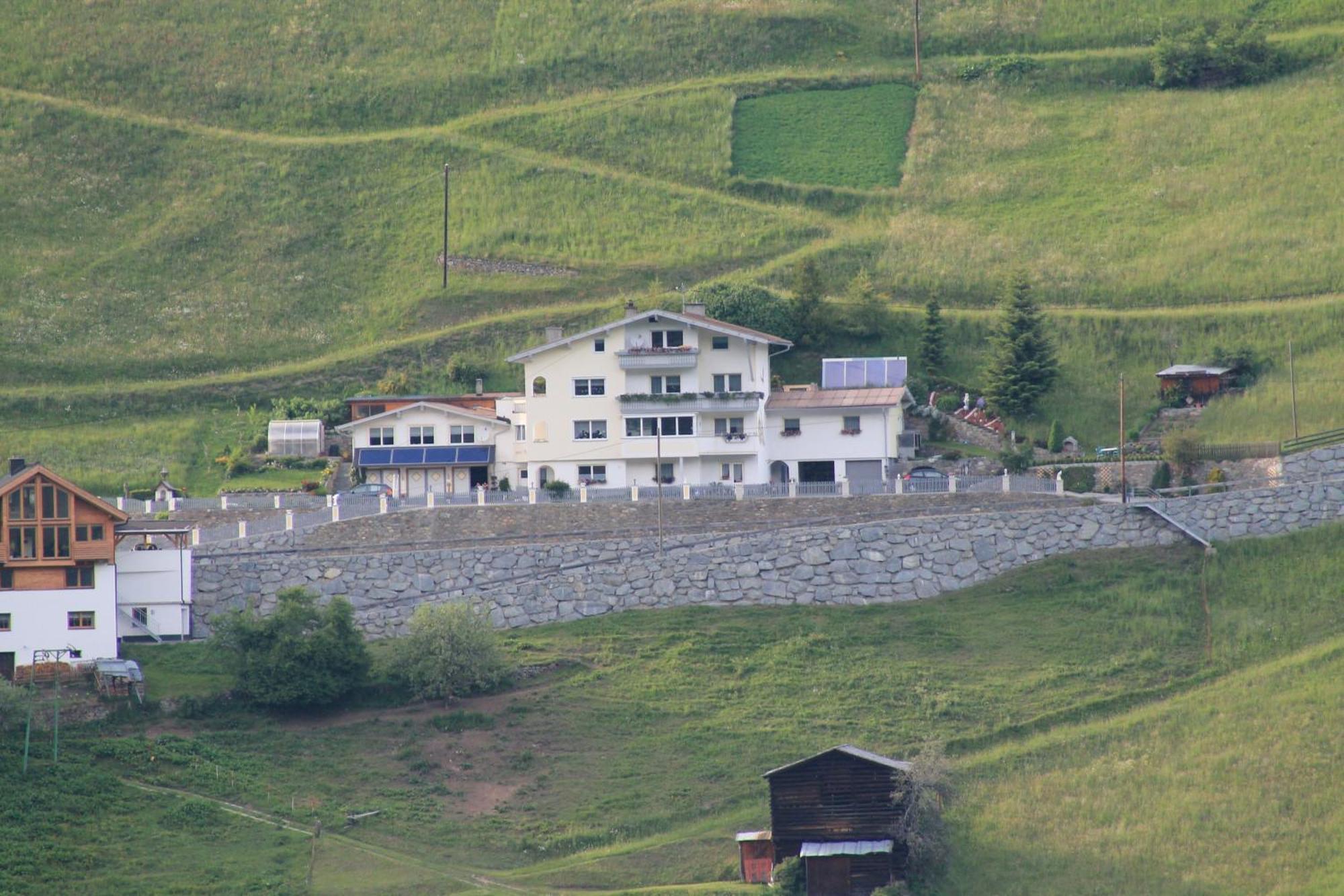 Apart Riffla Kappl  Kültér fotó